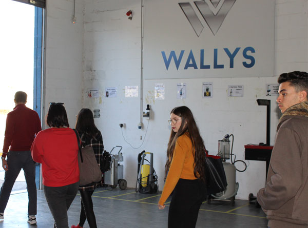 Essca - Visite de l’entreprise « WallysCar »